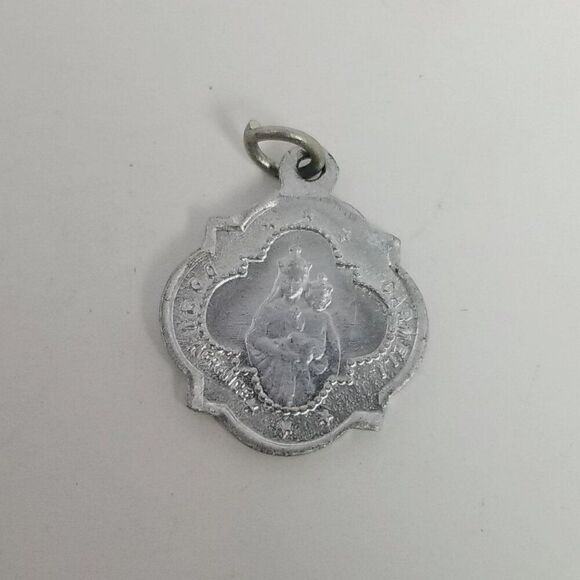 Vintage Jesus Religious Pendant Charm, Silver Tone Double Sided, Estate - Picture 3 of 8